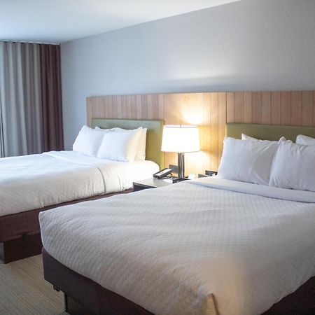 Country Inn & Suites By Radisson, Big Rapids, Mi מראה חיצוני תמונה