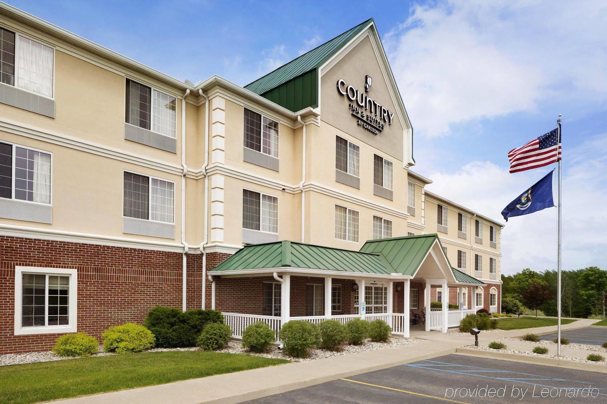 Country Inn & Suites By Radisson, Big Rapids, Mi מראה חיצוני תמונה